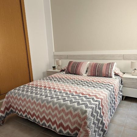 Apartamento Las Palmeras - Con Terraza, Barbacoa, Aire Acondicionado Y A 250M De La Playa! Los Alcázares Esterno foto