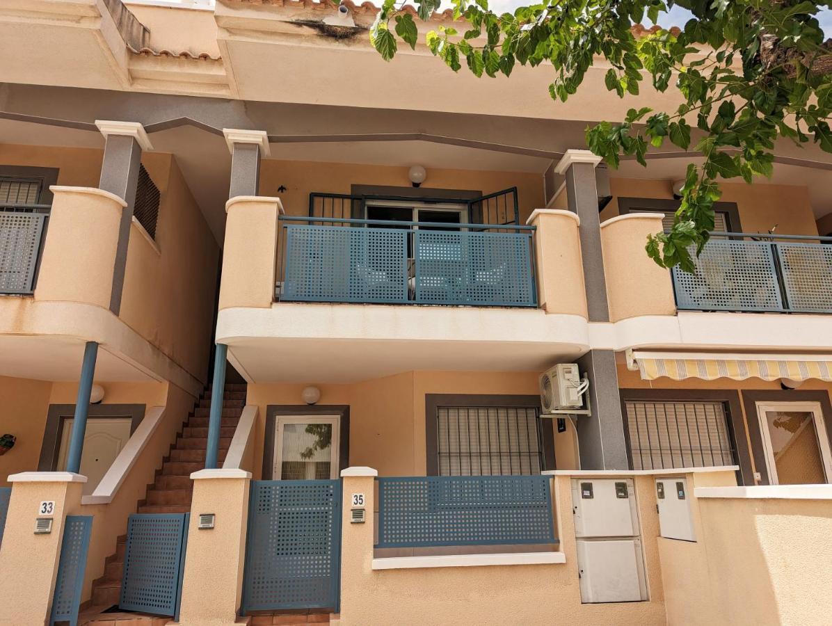 Apartamento Las Palmeras - Con Terraza, Barbacoa, Aire Acondicionado Y A 250M De La Playa! Los Alcázares Esterno foto