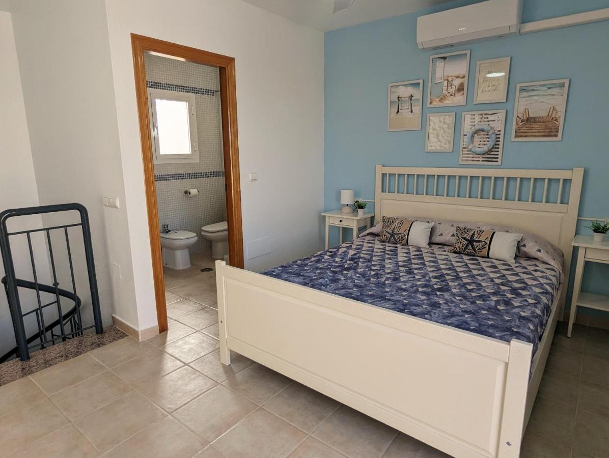 Apartamento Las Palmeras - Con Terraza, Barbacoa, Aire Acondicionado Y A 250M De La Playa! Los Alcázares Esterno foto
