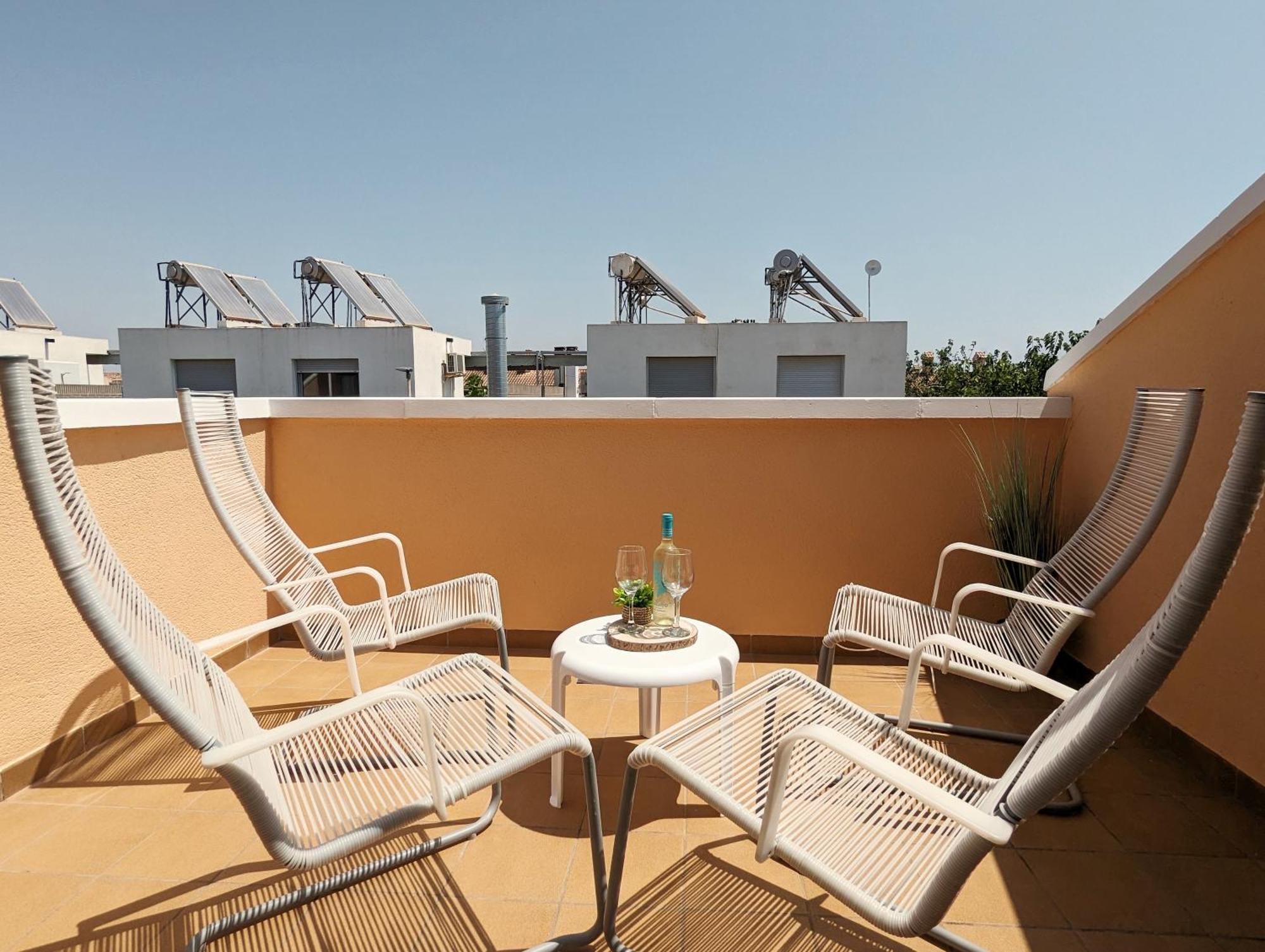 Apartamento Las Palmeras - Con Terraza, Barbacoa, Aire Acondicionado Y A 250M De La Playa! Los Alcázares Esterno foto